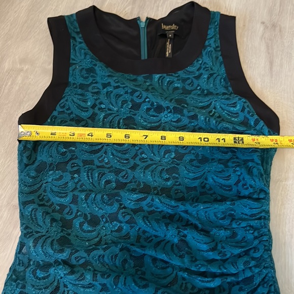 Laundry by Shelli Segal Lace Dress - Picture 5 of 7